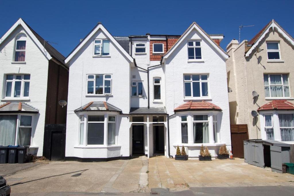 Stylish 1 Bed Flat With Private Terrace In Wimbledon - 3 The Queens Londyn Zewnętrze zdjęcie